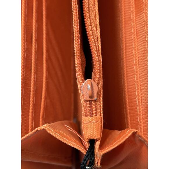 Game Day Outfitters AU College Clutch Purse with Cross Body Chain - Picture 14 of 16